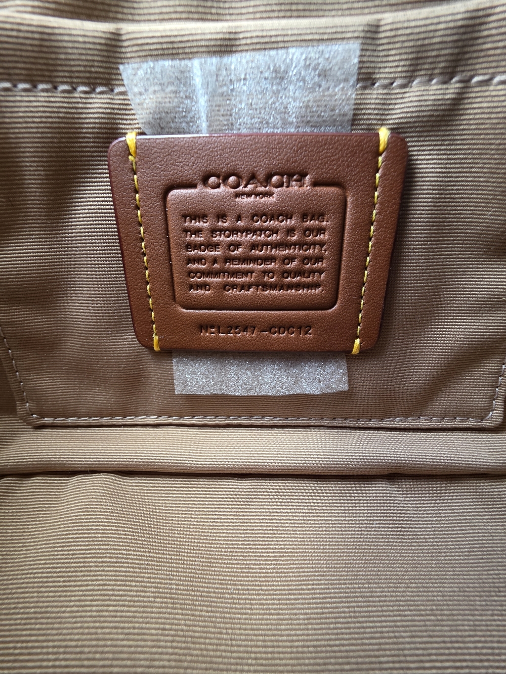 Coach Ashton Shoulder Crossbody Bag Newsprint NWT white Black Leather - Picture 11 of 14